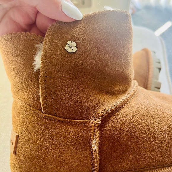 Tommy Bahama winter Brown Shearling Boots sz 10 - Picture 7 of 9